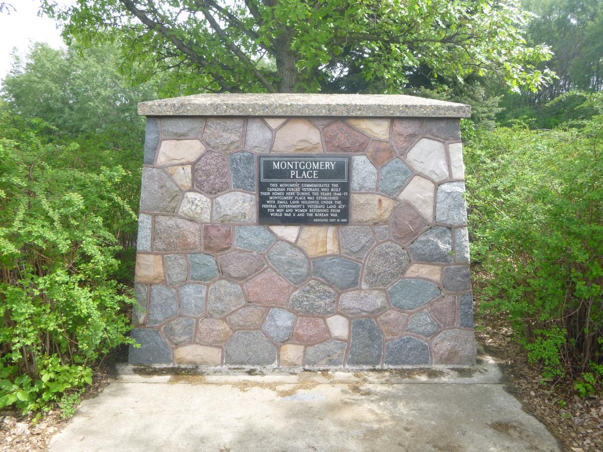 Montgomery place cairn - 2015