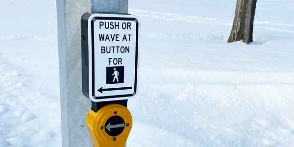Photo of a touchless accessible pedestrian signal in Saskatoon